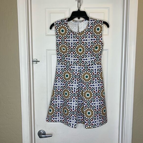 Zara Pleated Dress Size Small - Picture 2 of 5